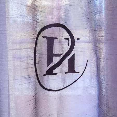 Helena's * וולוס