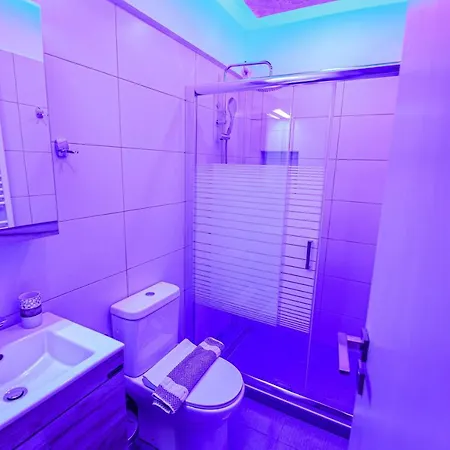 Helena's * Βόλος